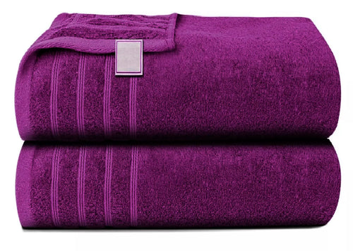 Extra large bath towel with smooth texture